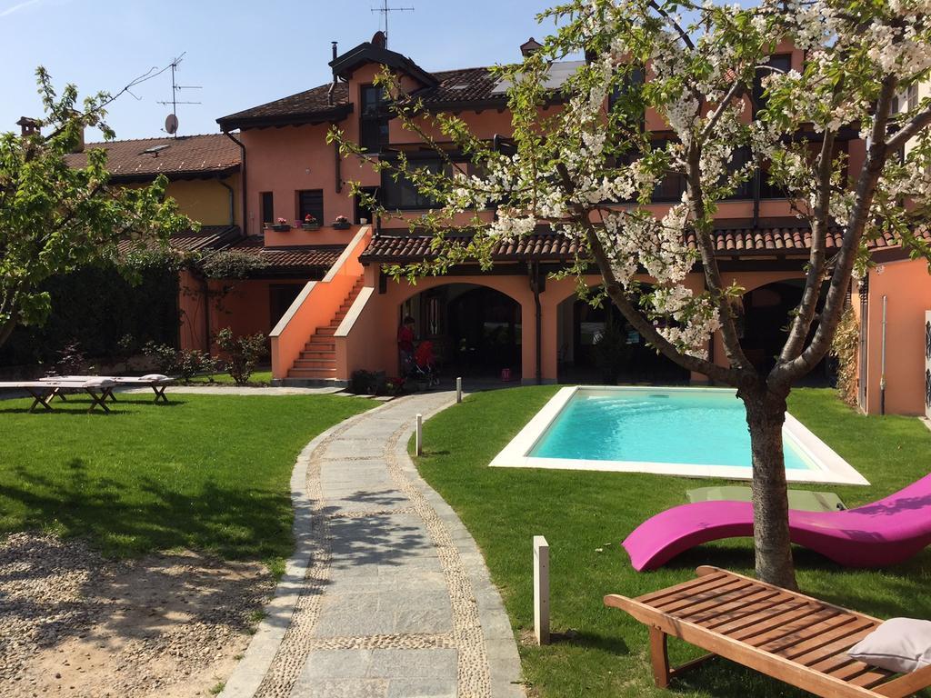 לינה וארוחת בוקר סן ג'וליאנו מילנזה Casa Rosa מראה חיצוני תמונה